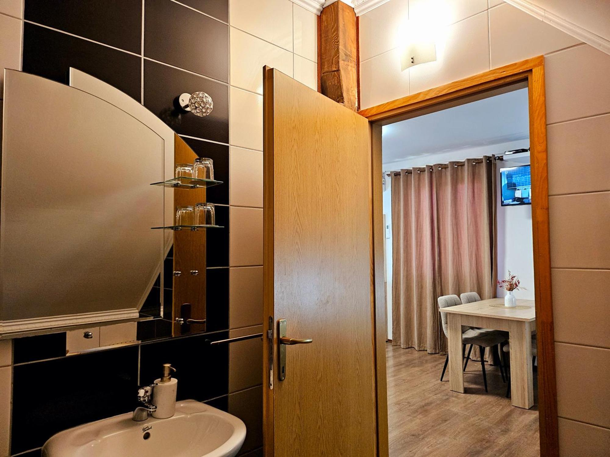 Guest House Lisina Poljanak Esterno foto